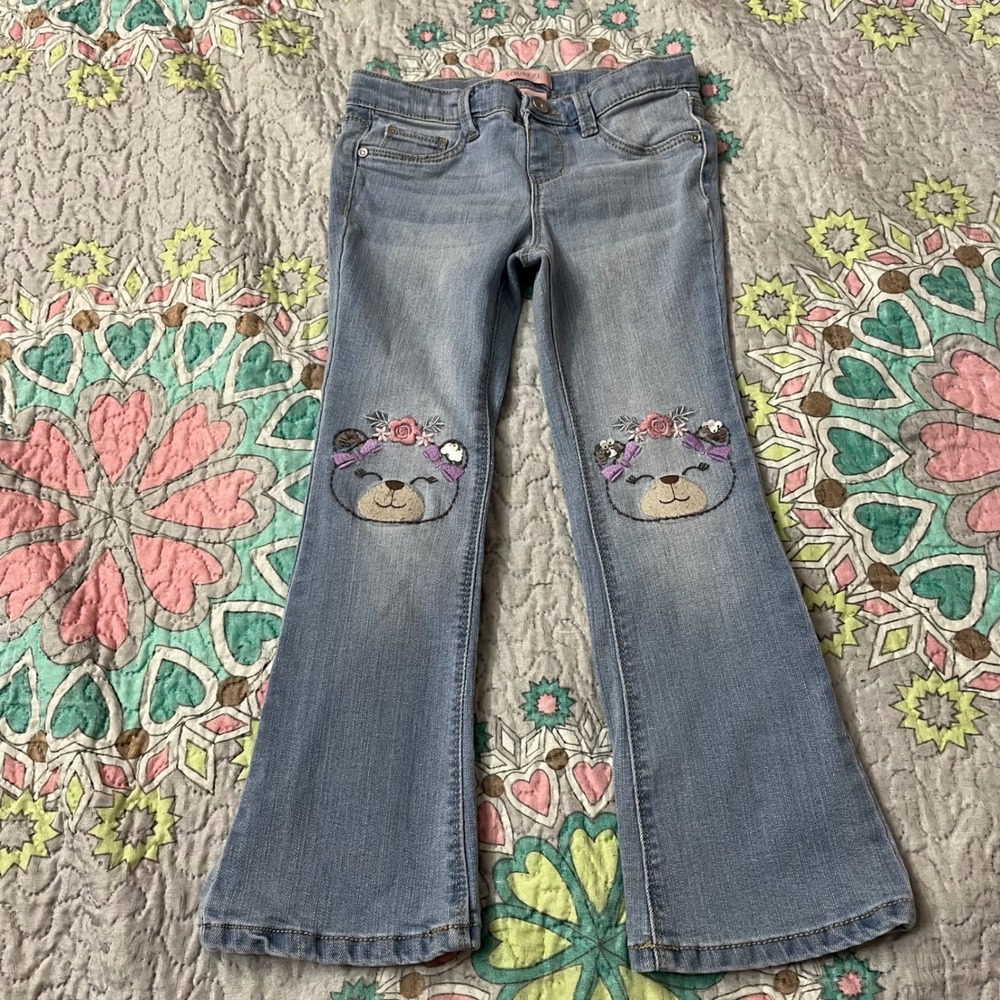 Squeeze Girls Light Wash Flare Jeans Embroidered Bear Sequin Size 6 Girly